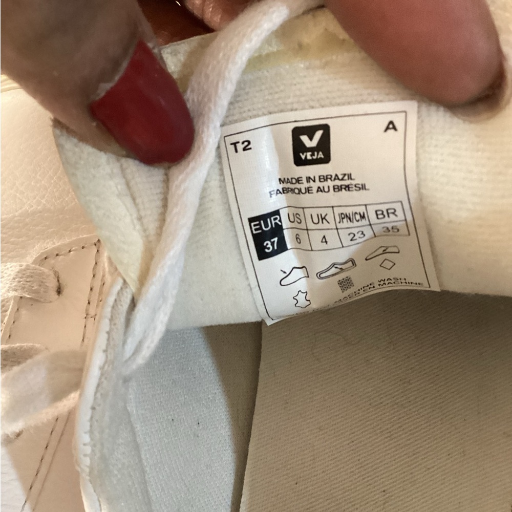 VEJA Esplar Low-Top Sneakers - Picture 13 of 13